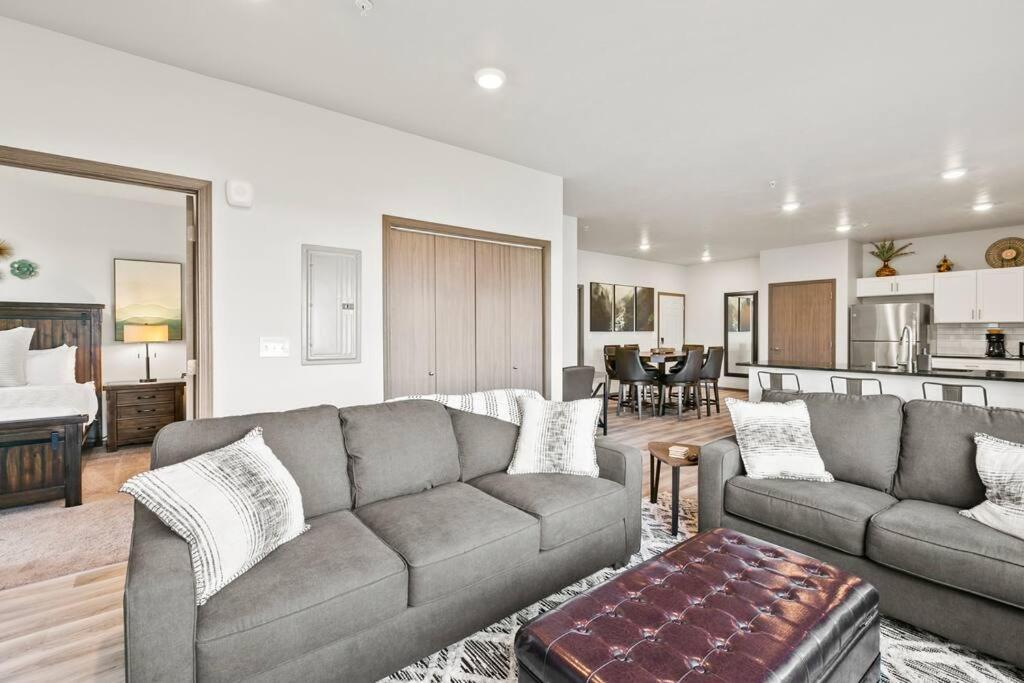 Spacious New 2 Bed 2 Bath Apt By Downtown Spokane Exterior foto